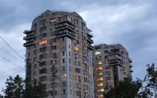 Продам 3 комнатную квартиру, Шевченко пр./парк Победы, 9/16, 109 кв.м.