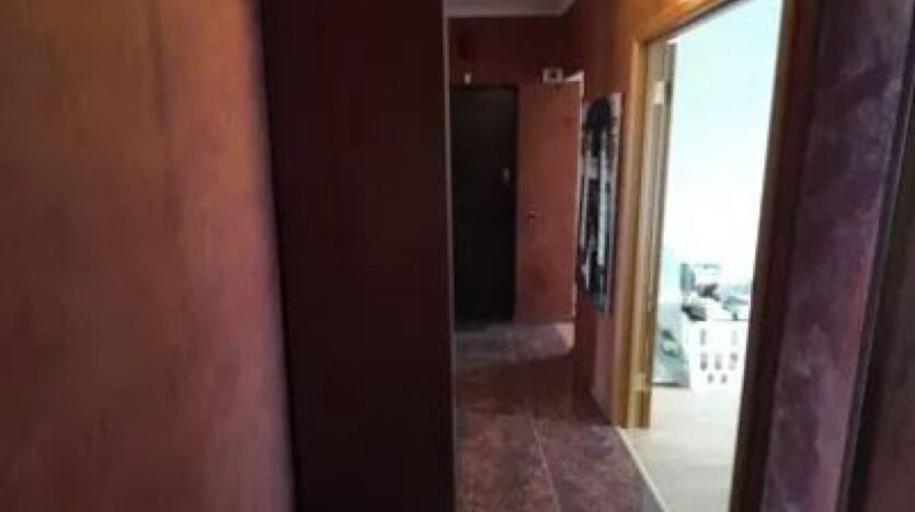 Продам квартиру 63 кв. м., 9/9, ул. Варненская/Инглези. — фото 2