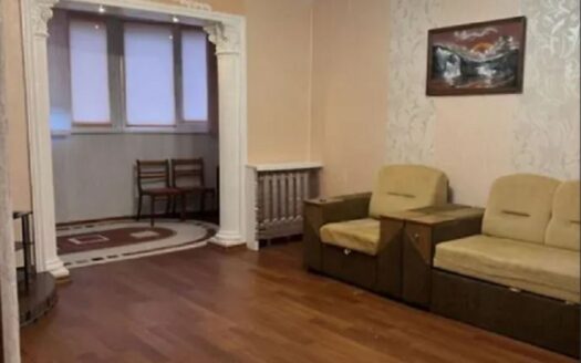 Продам 3-кімнатну квартиру, вул. Ак. Сахарова/Ген. Бочарова.