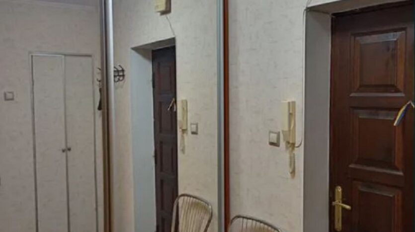 Продам квартиру 40 кв. м., 10/10, ул. Ильфа и Петрова/Левитана. — фото 8