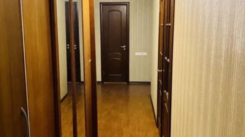 Продам квартиру 80.2 кв. м., 6/10, ул. Ильфа и Петрова/Левитана. — фото 12
