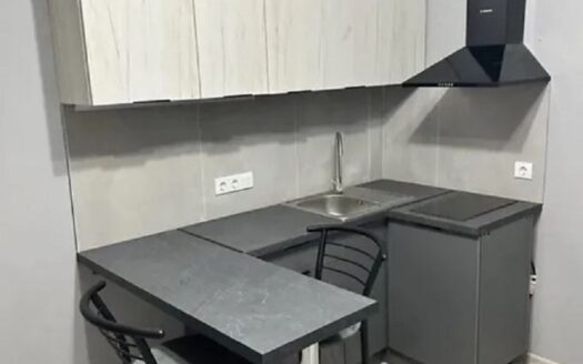 Продам 1 кімнатну квартиру в новому будинку в ЖК Золоті Стовпи.