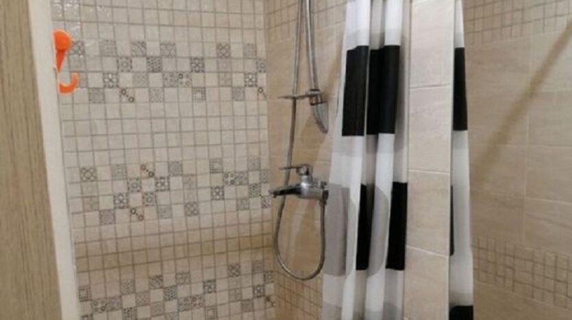 Продам квартиру - студию 30 кв. м., 2/3, новый дом, жк Золотые Столбы. — фото 6