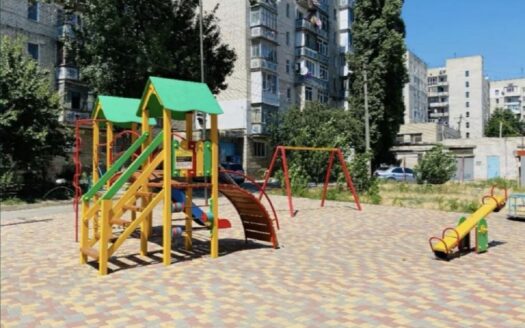 Продам квартиру 33 кв. м., 5/6, новый дом, жк Лазурный.