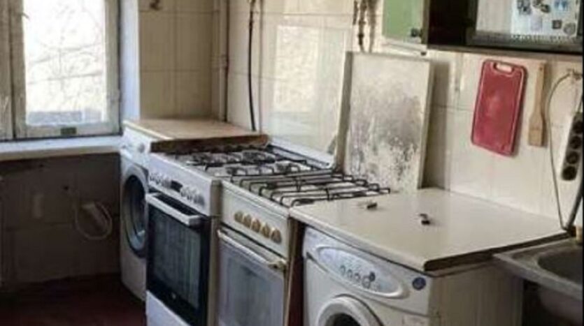 Продам комнату в коммуне 13.1 кв.м., 5/5, ул. Ак. Филатова/Варненская. — фото 6
