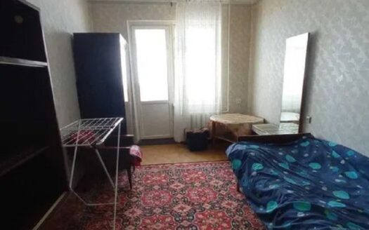 Продам 2 кімнатну квартиру, Ак. Глушка пр./ринок Південний.