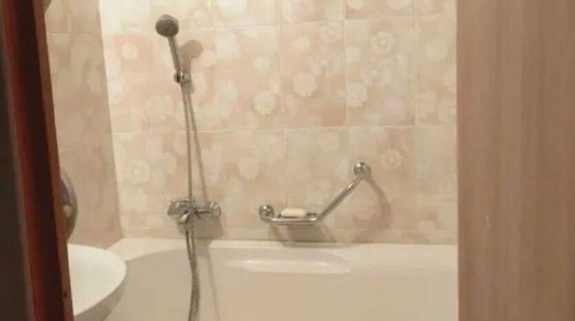Продам квартиру 74.8 кв. м., 4/9, ул. Ак. Вильямса/Ак. Королева. — фото 9