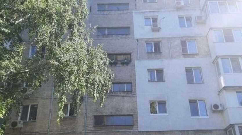 Продам 3 комнатную квартиру, Небесной сотни пр./13-ый трамвай, 6/9, харьковка, 63 кв.м. — Головне фото