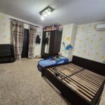 Продам комнату в коммуне 18 кв.м., 9/9 ул. Давида Ойстраха/Жолио Кюри. — Головне фото