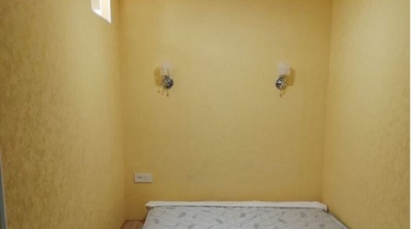 Продам квартиру - студию 30 кв. м., 2/3, новый дом, жк Золотые Столбы. — фото 4