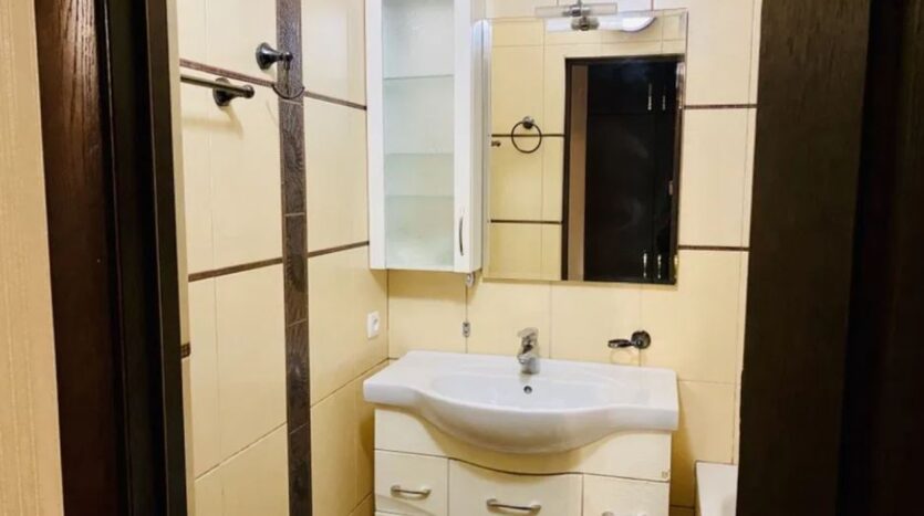 Продам квартиру 80.2 кв. м., 6/10, ул. Ильфа и Петрова/Левитана. — фото 16