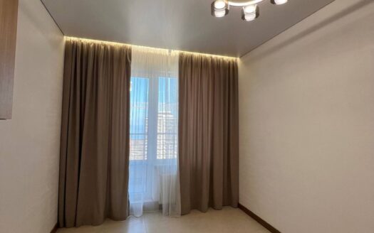 Продам квартиру 46 кв. м., 23/25, новий будинок, ЖК Атмосфера.