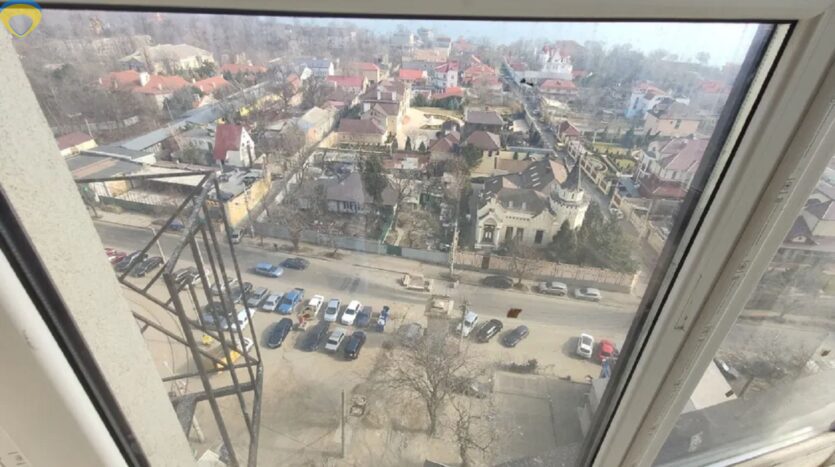 В продаже большая двухкомнатная квартира с панорамным видом в ЖК Аквамарин — фото 7