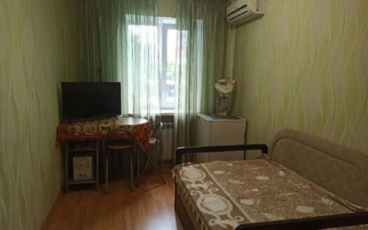 Продам 3 кімнати в комуні, вул. Артилерійська /парк Космонавтів