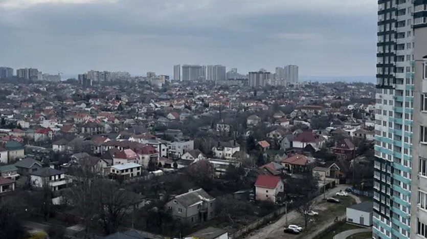 Продается 2-комнатная  квартира, общей площадью 96 м кв. — Головне фото