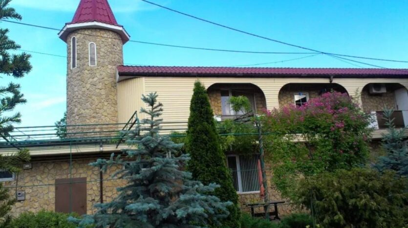 Продам двухэтажный дом, ул. Глиняная/Ефимова. — Головне фото