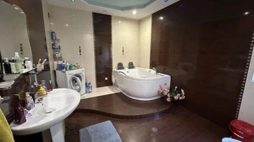 Продам двухэтажный дом 320 кв. м., Царское село-2. — фото 2