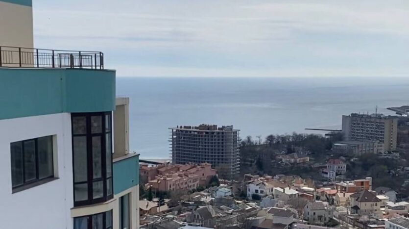 Продается двухкомнатная квартира с видом на море в ЖК Аквамарин — фото 5