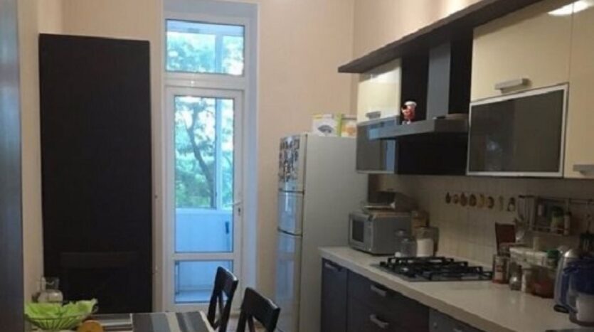 Продам квартиру 112 кв. м., 3/3, сталинка, ул. Бреуса/Ефимова. — фото 2
