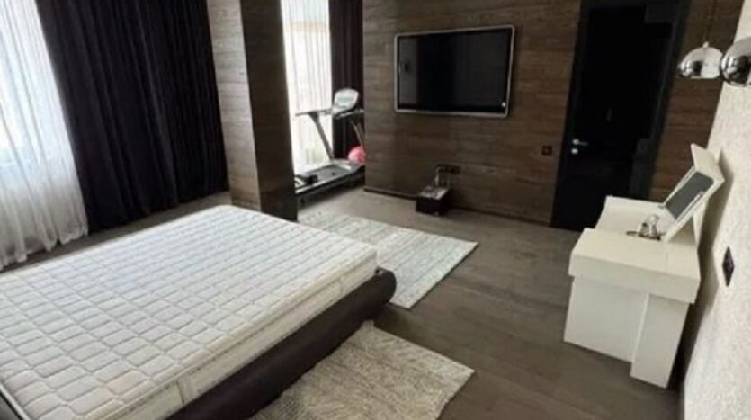Продам трехэтажный пентхаус в новом доме в жк Гранд Парк. — фото 13
