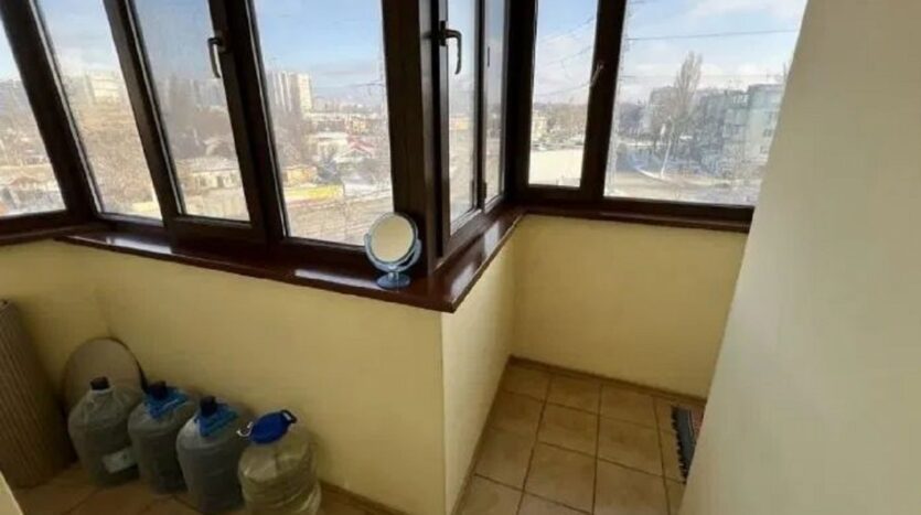 Продам 3 кімнатну квартиру, вул. Марш. Малинвоського/1-а ст. Люстдорфський дор. — Головне фото