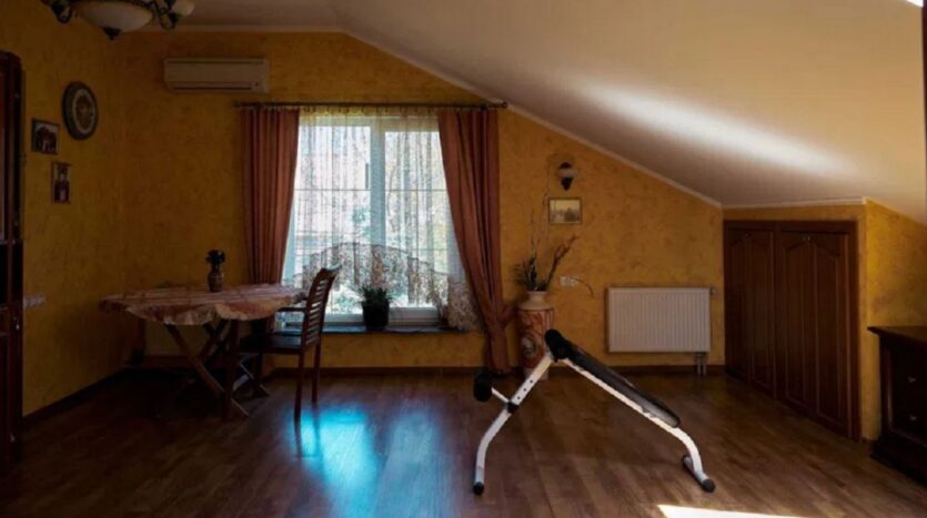 Продам просторный дом 226 кв. м., район Вузовский. — фото 7