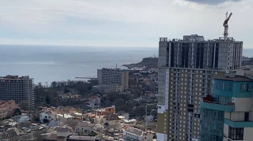 Продается однокомнатная квартира с видом на море в ЖК Аквамарин — фото 4