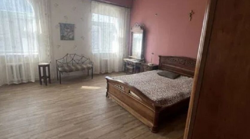 Продам триповерховий будинок на селищі Шевченка — фото 21
