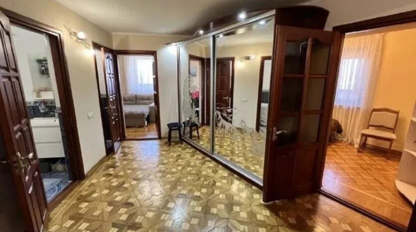 Продам 3 кімнатну квартиру, вул. Марш. Малинвоського/1-а ст. Люстдорфський дор. — фото 3