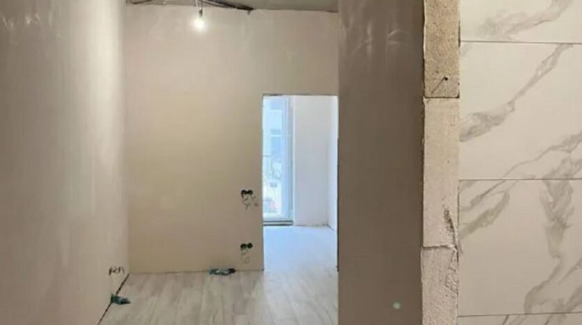 Продам квартиру 28.5 кв. м., 1/4, новый дом, жк Золотые Столбы. — фото 3