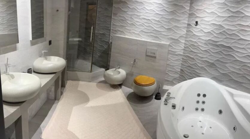 Продам трехэтажный пентхаус в новом доме в жк Гранд Парк. — фото 5
