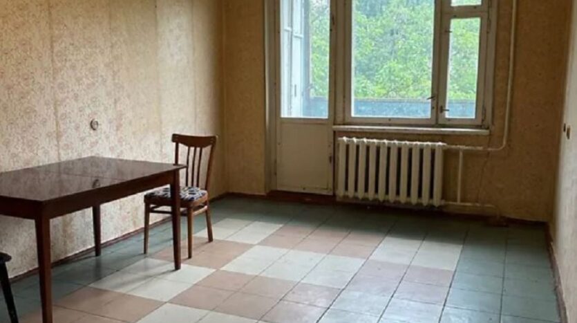 Продам 2 кімнатну квартиру, вул. Ак. Заболотного/Кримська — Головне фото