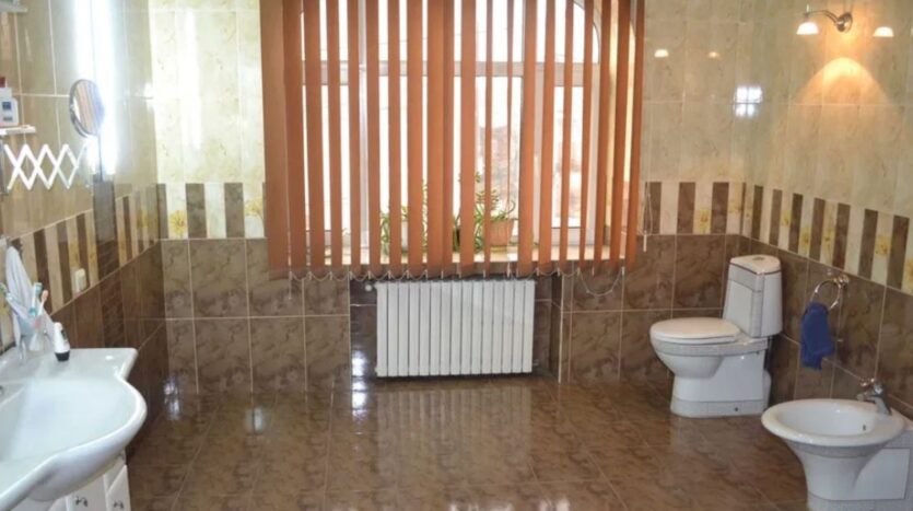 Продам трехэтажный дом 467 кв. м., ул. Бригадная/Штурвальная. — фото 4