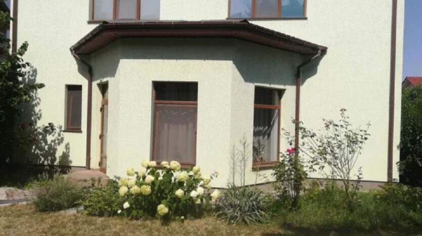 Продам двоповерховий будинок, вул. Довга/Львівська. — Головне фото