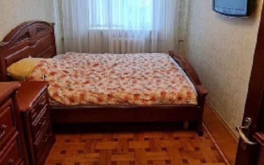 Продам квартиру 62 кв. м., 5/5, ул. Паустовского/Добровольского пр.