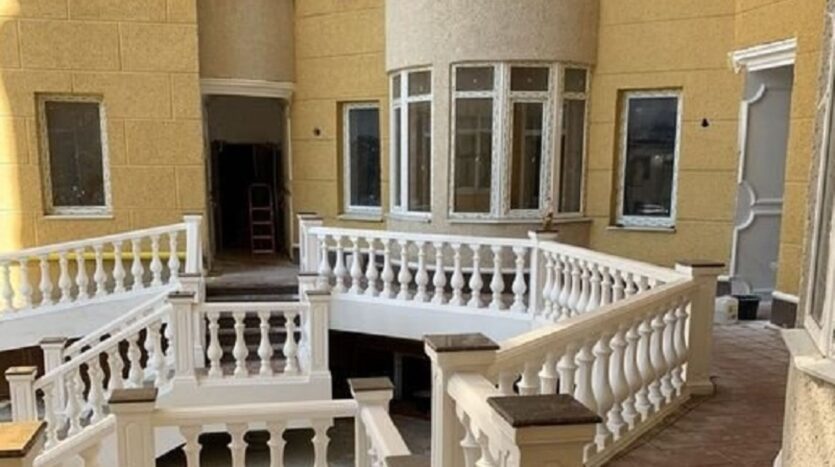 Продам новую двухкомнатную квартиру в историческом центре — фото 7