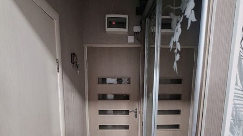 Продам квартиру 36 кв.м., 1/4,  новый дом,  жк Золотые столбы. — фото 4