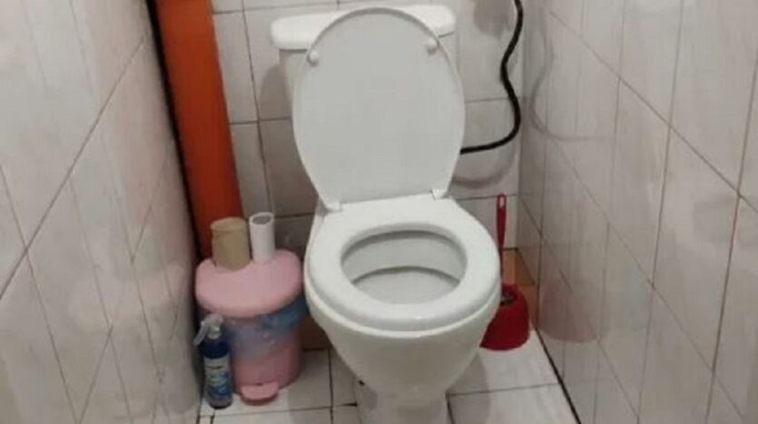 Продам комнату в коммуне 12.2 кв. м., 1/5, ул. Черноморского Казачества — Головне фото