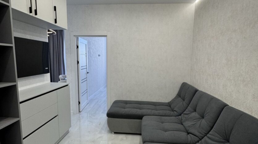 Продам квартиру 42.5 кв.м., 18/24, новый дом, жк 60-я Жемчужина. — фото 8