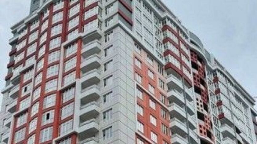 Продам квартиру 46.9 кв. м., 12/24, новый дом, жк 4 Сезона. — Головне фото