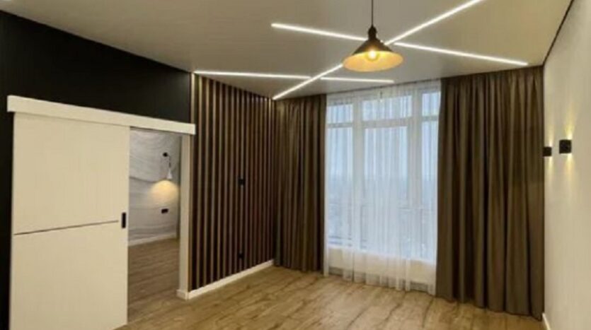 Продам квартиру 43 кв. м., 20/25, новый дом на Черемушках. — Головне фото