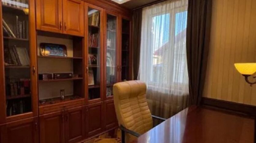 Продам триповерховий будинок на Слобідці, вул. Поштова, загальна площа 222,5 кв.м — фото 5
