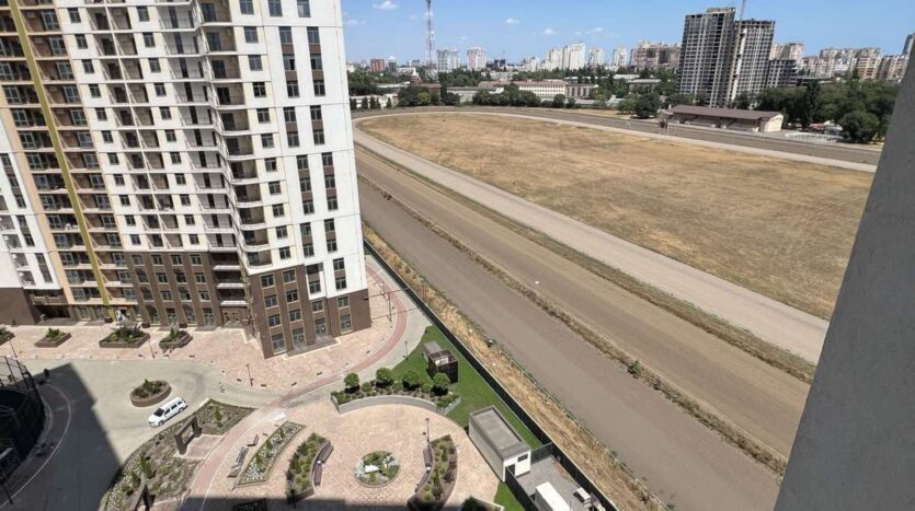 Продам квартиру 42.5 кв.м., 13/24, новый дом,  жк 66-я Жемчужина. — фото 3