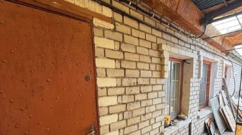 Продам частину будинку на Ленселищі — Головне фото