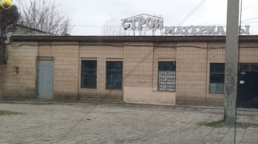 Продам одноэтажное, фасадное здание, Ярмарочная площадь/ ул. Черноморского Казачества, 158 кв.м. — фото 2