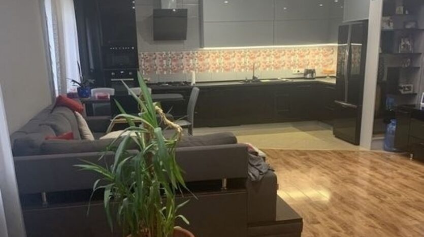 Продам квартиру на земле в двух уровнях, Люстдорфская дор./Толбухина пл.,  160 кв.м. — Головне фото