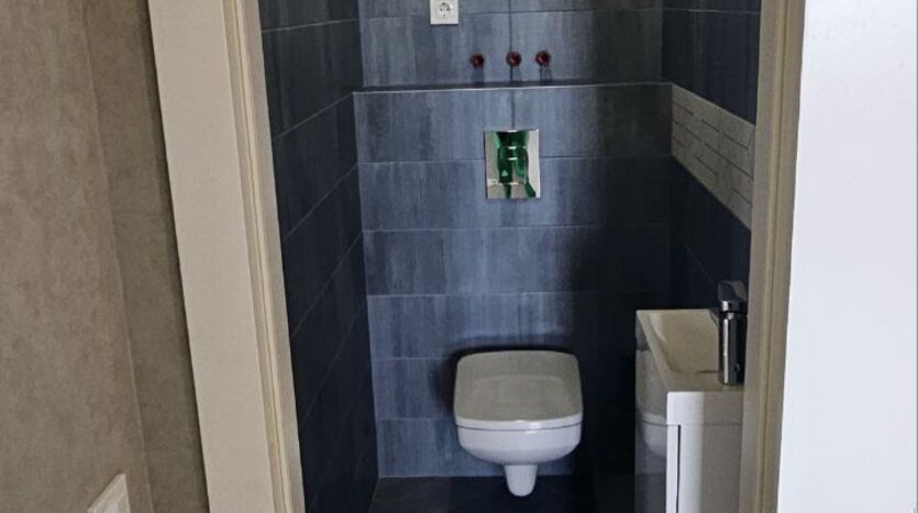 Продам квартиру 57.9 кв.м., 21/25, новый дом,  жк 59-я Жемчужина. — фото 2