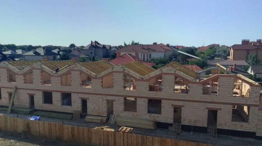 Продам двухуровневый таунхаус 124 кв. м., Лески. — фото 16