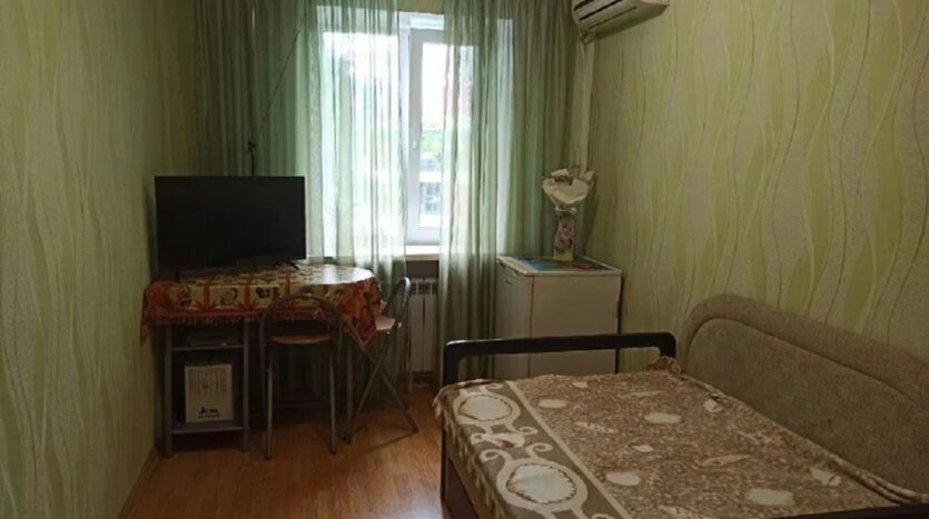 Продам 3 кімнати в комуні, вул. Артилерійська /парк Космонавтів — Головне фото