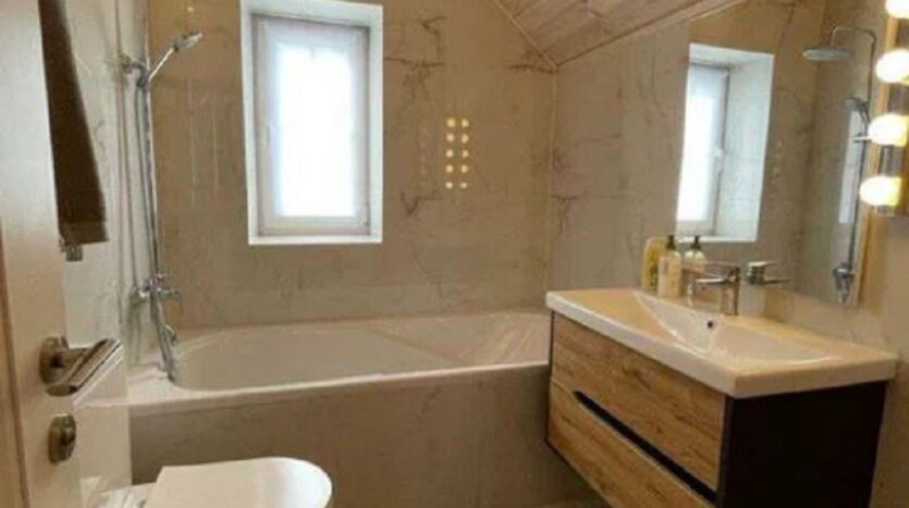 Продам двухэтажный таунхаус 100 кв. м., Лески. — фото 16